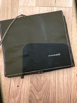 Neceser organizador de maquillaje negro