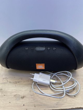 Altavoz JBL Negro Portátil