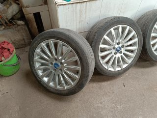 Llantas Ford Mondeo 17