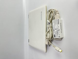 Portátil Lenovo Yoga 3000 919F