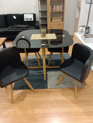 Juego de comedor moderno