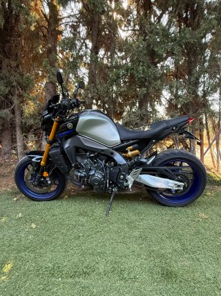 Yamaha MT-09 SP Naked Azul/Plata