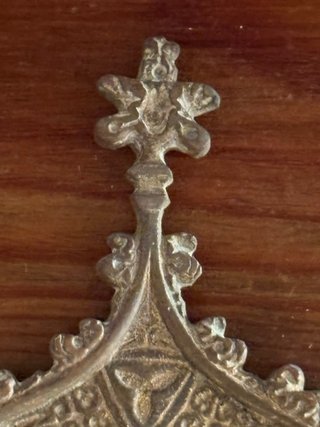 Tríptico Altar Neogótico Bronce S.XIX
