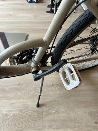 Bicicleta urbana vintage color crema