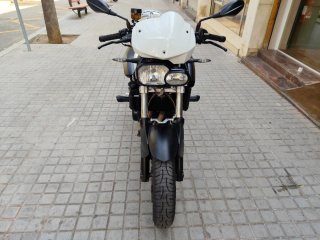 BMW F800R con garantía de 1 año
