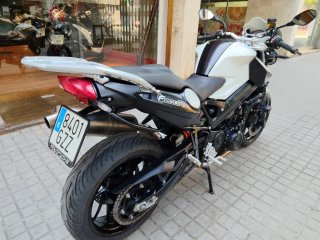 BMW F800R con garantía de 1 año
