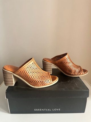 Sandali Carmela pelle cuoio traforati