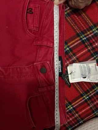 Vaqueros Desigual Pitillo Talla 40 Rojos