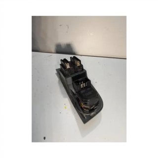 Mando elevalunas delantero izquierdo Renau c_04151