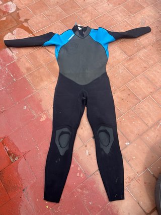 Traje de neopreno TRIWAVE azul y negro