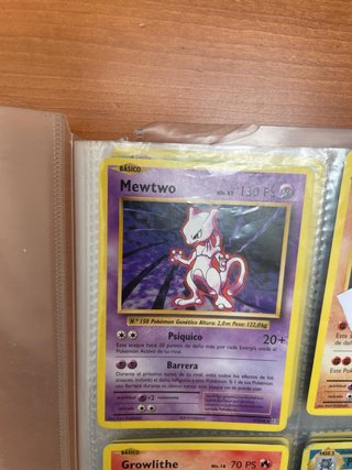 Carta Pokémon Mewtwo 2016