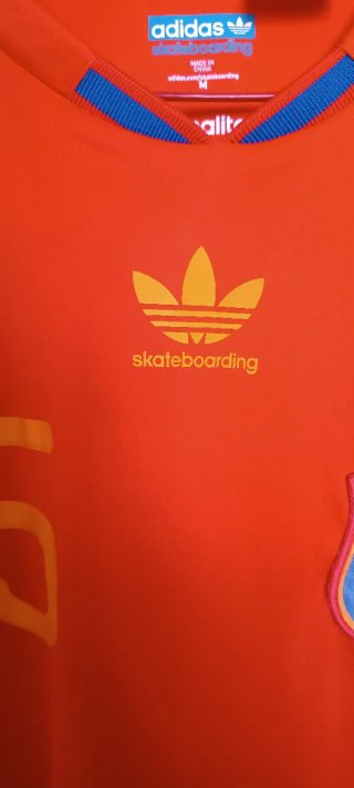 Camiseta Adidas Skateboarding x Western Edition