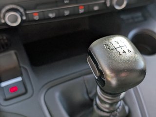 Peugeot Partner Premium 1.5BlueHdi 100 IVA Garantí