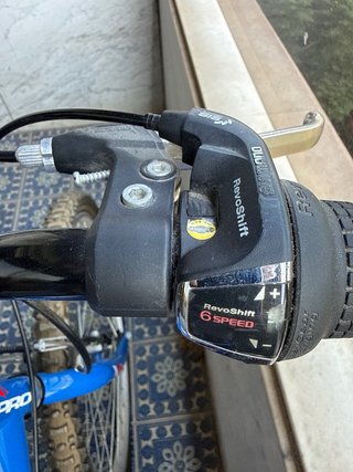 Bicicleta de montaña DECATHLON B-PRO JR 24