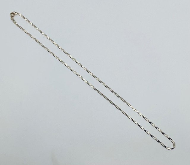 CADENA ADIGE ORO 14K . Peso: 2.62 g