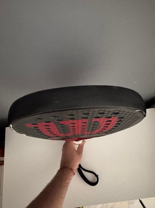 Pala Pádel Wilson Bela v3 - Como NUEVA