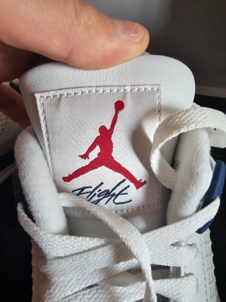 Jordan 4 SB Blu Navy