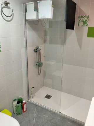 Mampara de ducha cristal y metal