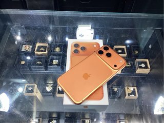 iPhone 17 Pro Max 256GB Dorado/Naranja