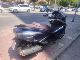 Piaggio X10 500cc Maxi Scooter Azul