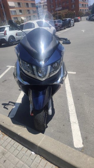 Piaggio X10 500cc Maxi Scooter Azul