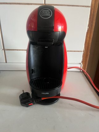 Cafetera Nescafé Dolce Gusto Roja