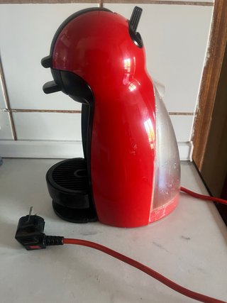 Cafetera Nescafé Dolce Gusto Roja