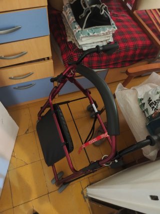 Andador Taca Taca con asiento