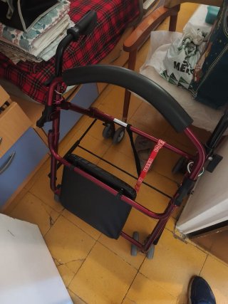 Andador Taca Taca con asiento