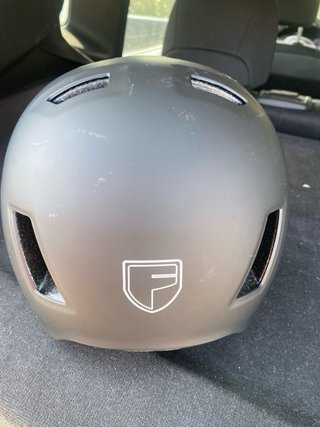 Casco Negro Fasen  Skate / Patines
