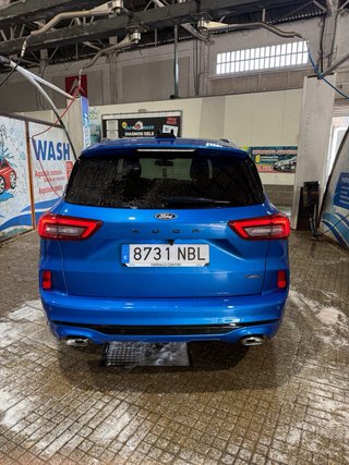 Ford Kuga 2025