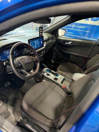 Ford Kuga 2025