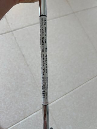 Palo de golf TaylorMade (nuevo a estrenar)