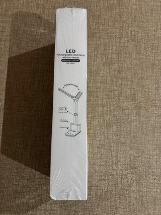 Lámpara LED Recargable con Reloj