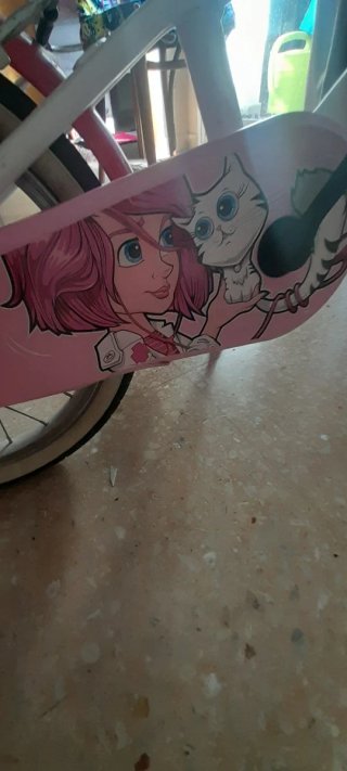 Bicicleta infantil rosa para niña