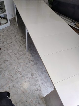 Mesa extensible blanca brillo