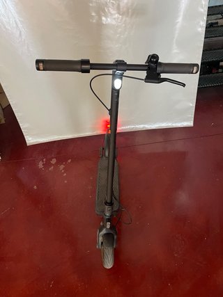 Patinete Eléctrico Ninebot Segway F2