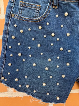Pantalón corto vaquero perlas