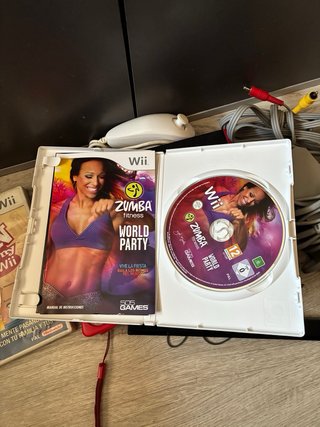 Pack Mini Wii Completa + 2 Juegos