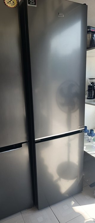 OFERTA! NEVERA NO FROST BEKO Inox