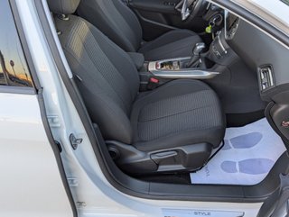 Peugeot 308 1.5BlueHdi Style Automatica Garantía I