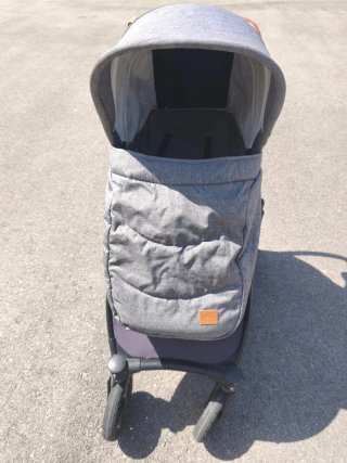 Carro de paseo Kinderkraft + sacaleches de regalo