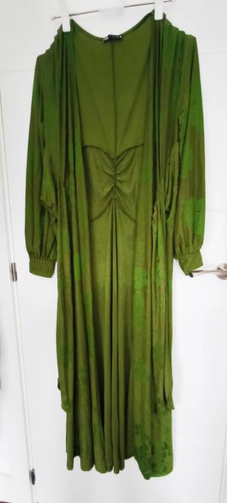 Cárdigan Zara verde floral Talla M