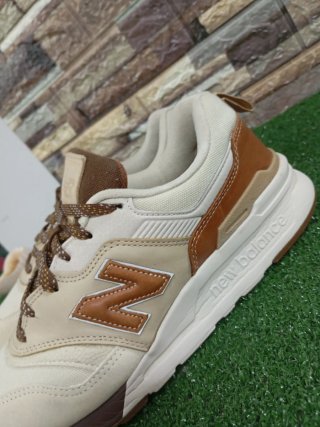 New Balance Sneakers Beige/Brown Uomo