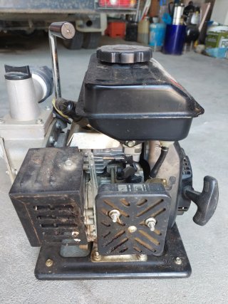 Pompa a benzina