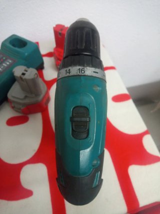 Taladro Makita 12V + Cargador + 2 Baterías