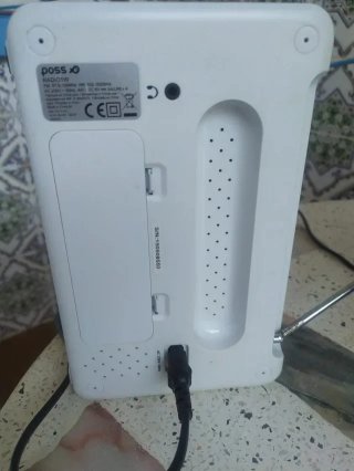 Radio Portátil LARADIO Beige/Blanca
