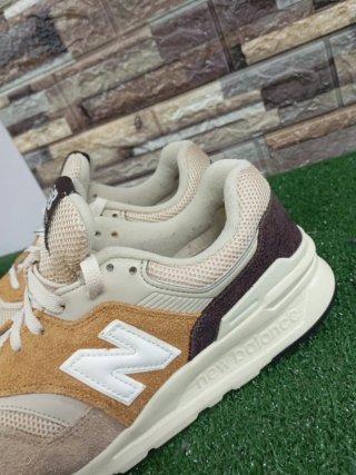 Scarpe New Balance Uomo Beige/Marrone