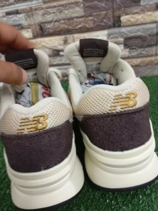 Scarpe New Balance Uomo Beige/Marrone