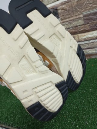 Scarpe New Balance Uomo Beige/Marrone